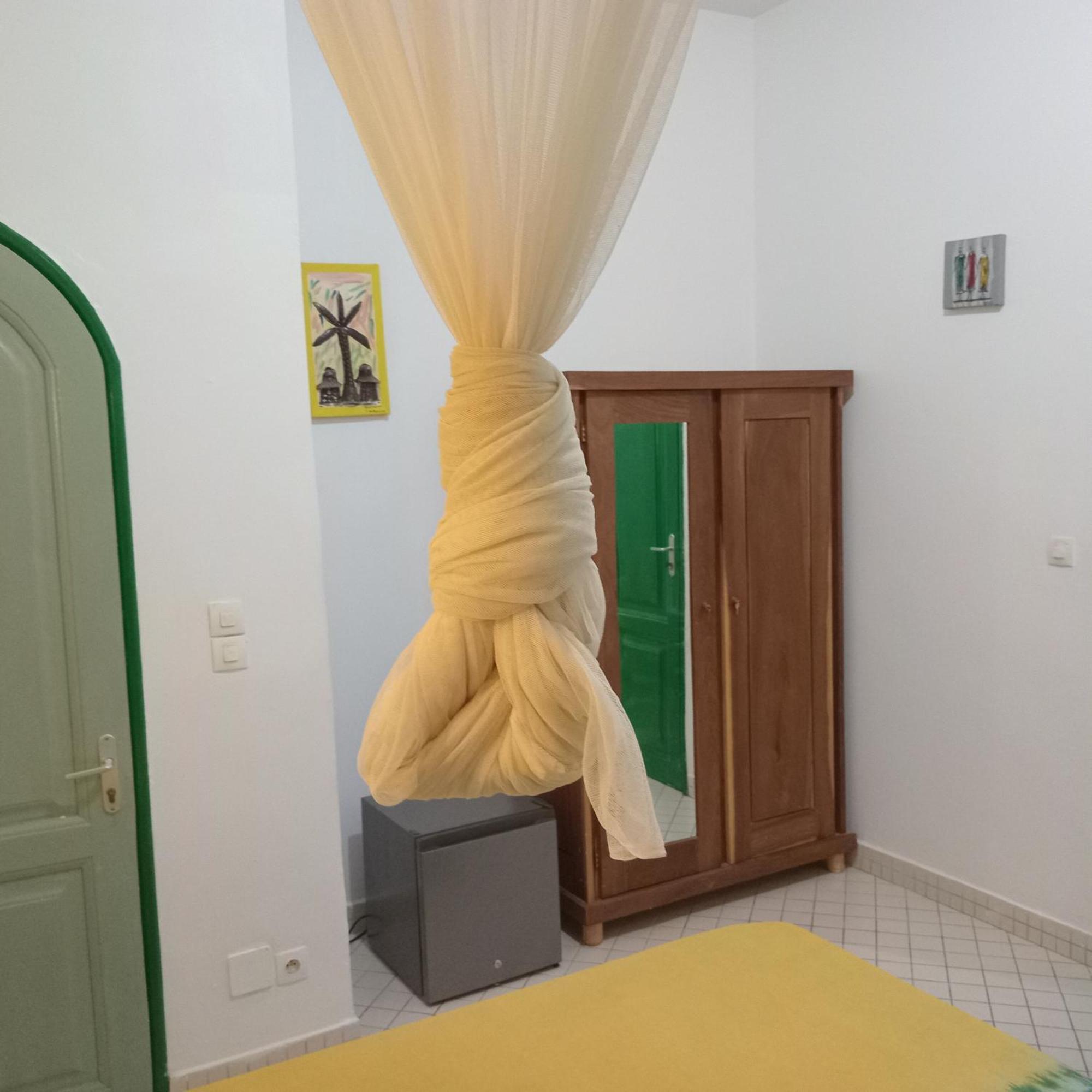 סאלי פורטודל Keur Diam - Maison De La Paix מראה חיצוני תמונה